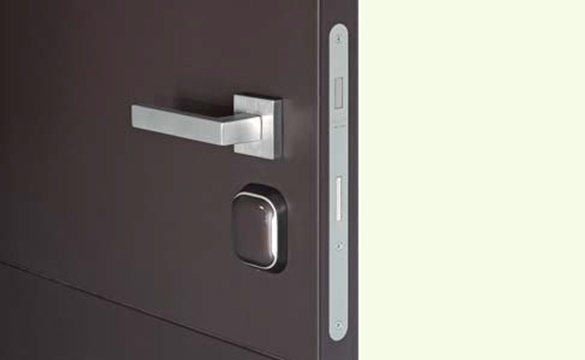 Catenaccio automatico di serie